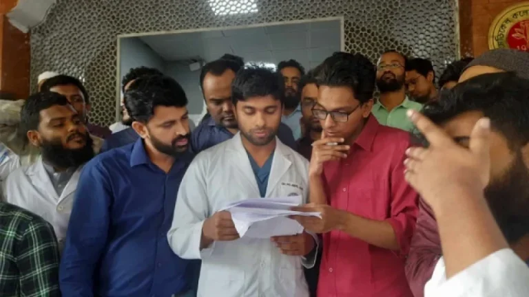 হাসপাতালে স্বাভাবিক সূচিতে চিকিৎসাসেবা শুরু কাল