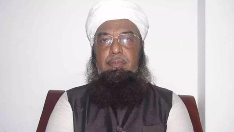 বায়তুল মোকাররমের খতিবকে অপসারণ