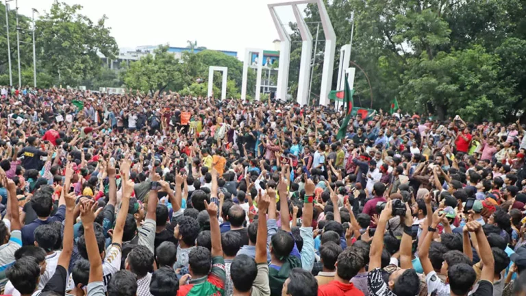 জাতীয় সংগীত বদলাবে না!