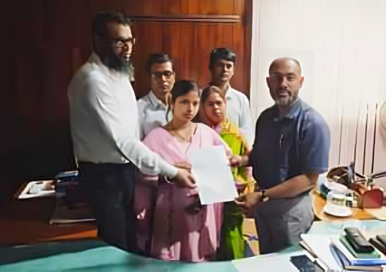 পটুয়াখালী বিশ্ববিদ্যালয়ে হৃদয় তরুয়ার বোনকে চাকরি প্রদান
