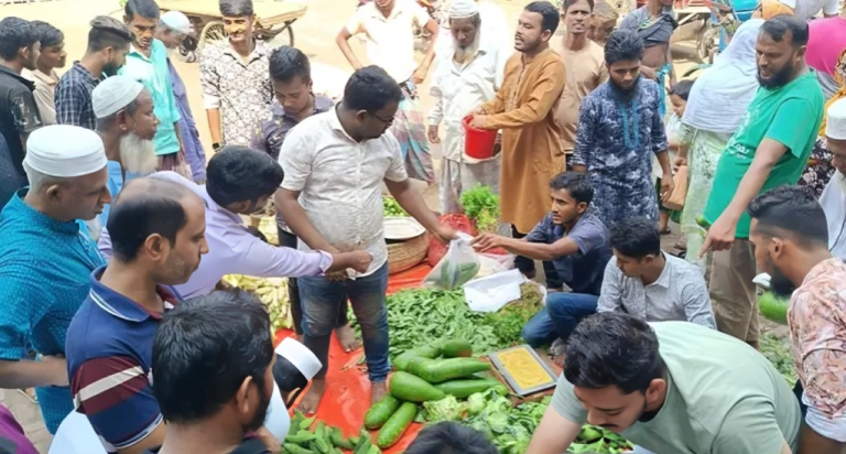গলাচিপায় ছাত্রদলের উদ্যােগে ন্যায্য মূল্যের দোকান