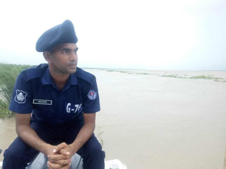 শৃঙ্খলা ভঙ্গের অভিযোগে প্রশিক্ষণরত ২৫২ এসআইকে অব্যাহতি দিয়েছে একাডেমি কর্তৃপক্ষ