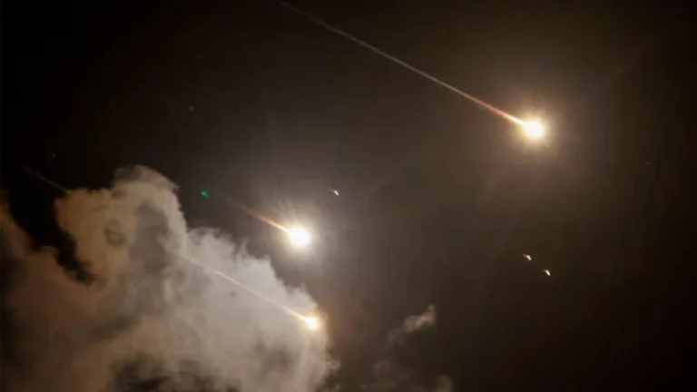 ইরানের ক্ষেপণাস্ত্র হামলা অবশেষে জানা গেল ইসরায়েলের ব্যাপক ক্ষয়ক্ষতির চিত্র