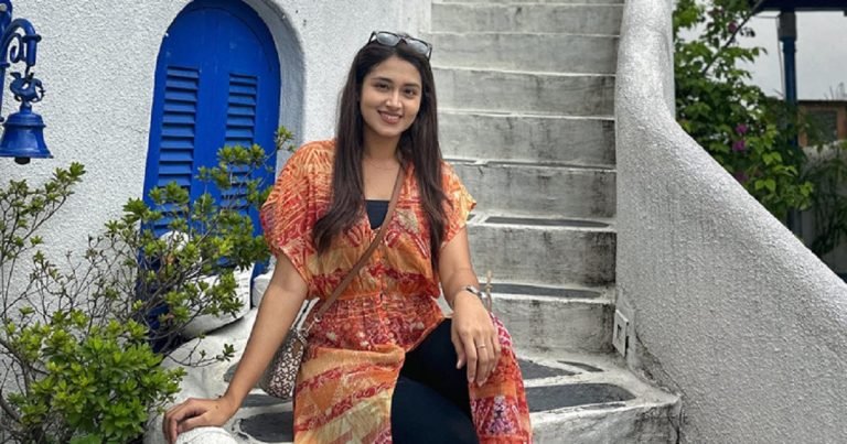 ফারিণের ইংরেজি গান গেয়ে কটাক্ষের শিকার: ভক্তদের সমর্থনও রয়েছে