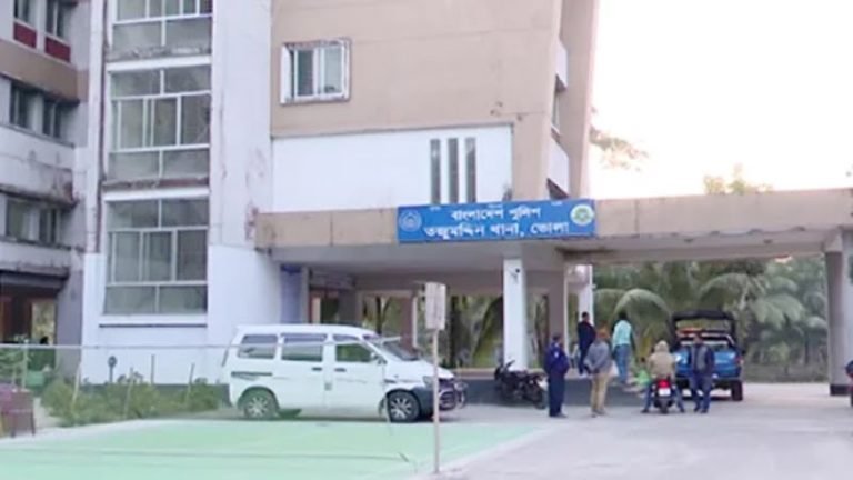 ভোলায় জালে উঠলো তিন শিশুর নিথর দেহ