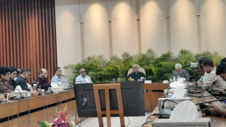 রাজধানীকে বিকেন্দ্রীকরণ করা হবে: পরিকল্পনা উপদেষ্টা