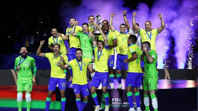 আর্জেন্টিনার স্বপ্নভঙ্গ করে ব্রাজিলের ঘরে ফুটসাল বিশ্বকাপ