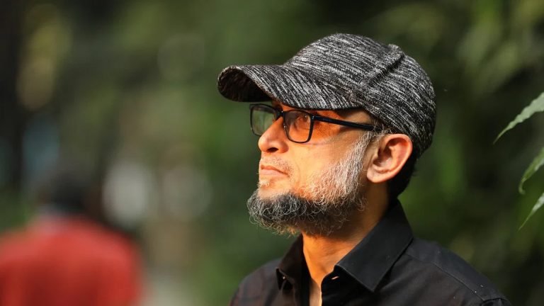 শেখ হাসিনার পদত্যাগপত্র নিয়ে ফারুকীর ফেসবুক পোস্ট