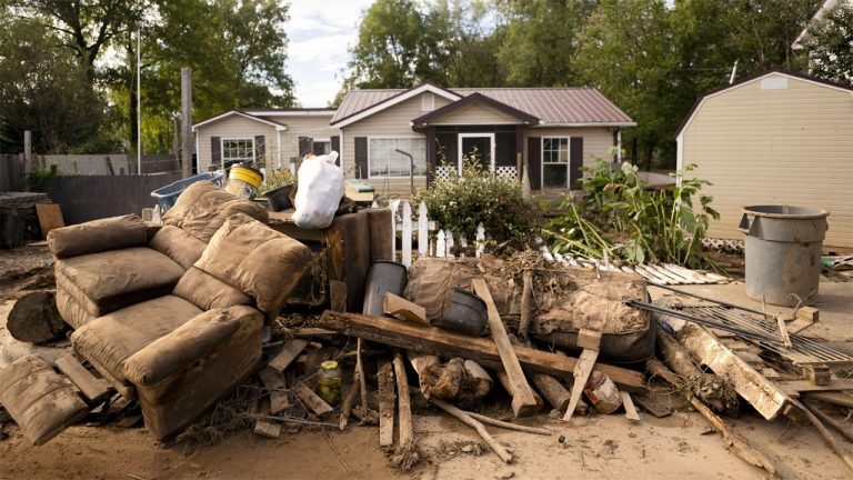 যুক্তরাষ্ট্রে নিহতের সংখ্যা ছাড়াতে পারে ৬০০