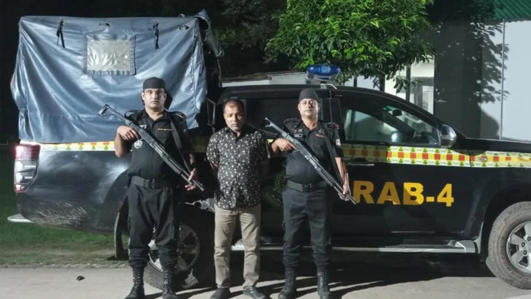 দুই ডজন মামলার আসামি গলাকাটা শহিদ গ্রেপ্তার