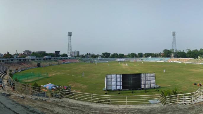 ভোলায় ২০ বছর ধরে অবহেলায় মেজর হাফিজ স্টেডিয়াম
