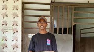 দুমকিতে কলেজ ছাত্রের আত্মহত্যা