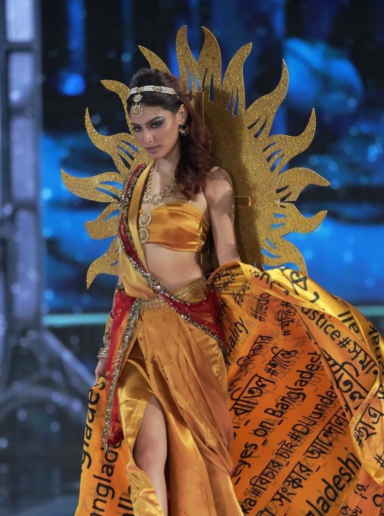 বিশ্বমঞ্চে বাংলাদেশের ছাত্র আন্দোলনের বার্তা জেসিয়ার পোশাকে