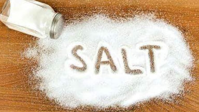 অতিরিক্ত লবণে উচ্চ রক্তচাপের ঝুঁকি, কম খেলে হতে পারে মৃত্যুও