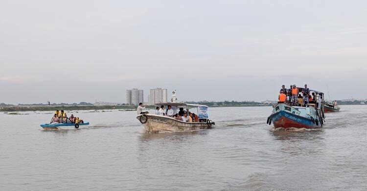 নিষেধাজ্ঞা অমান্য করায় পটুয়াখালীতে অর্ধশত জেলে কারাগারে