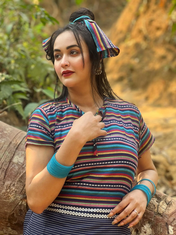 অভিনয় ছাড়ার ইঙ্গিত দিলেন অভিনেত্রী অহনা রহমান