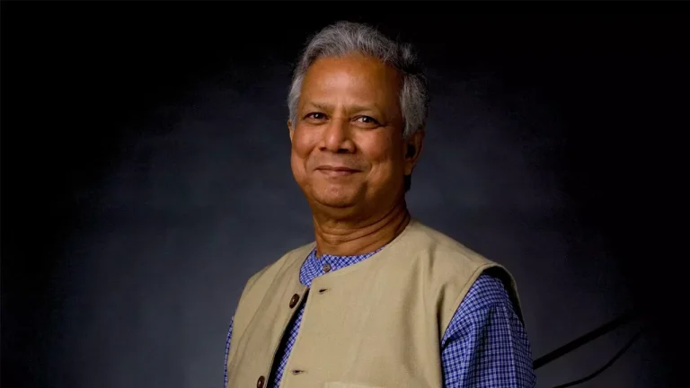 শুভেচ্ছা বিনিময়ে ঢাকেশ্বরী মন্দিরে প্রধান উপদেষ্টা