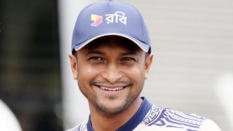 বিদায়ী টেস্ট খেলতে দেশে ফিরছেন সাকিব!