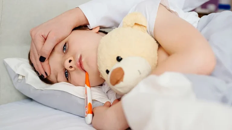 ঋতু পরিবর্তনের সময় শিশুদের ভোগান্তি বাড়াতে পারে যেসব রোগ