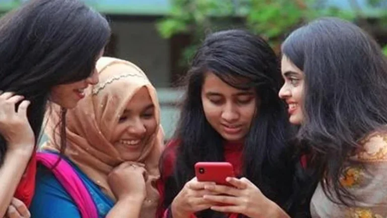 আজ এইচএসসির ফল প্রকাশ: জানতে হবে যেভাবে