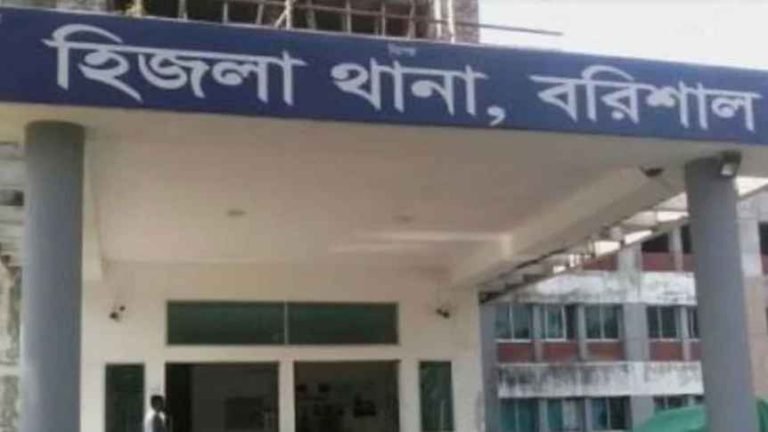 মেঘনায় অভিযান চলাকালে ট্রলার থেকে পড়ে জেলের মৃত্যু