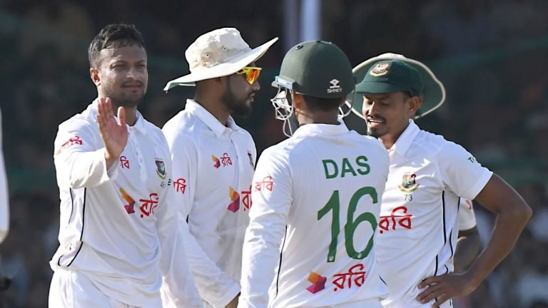 আজ টিভিতে যেসব খেলা দেখবেন