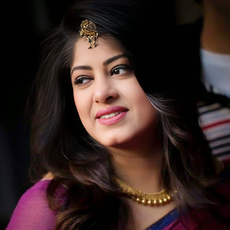 নিউ ইয়র্কে মৌসুমীর জন্মদিন উদযাপন