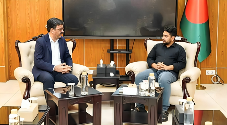 মোবাইল কলরেট কমানো ও মেয়াদবিহীন প্যাকেজ চালুর আহ্বান নাহিদ ইসলামের