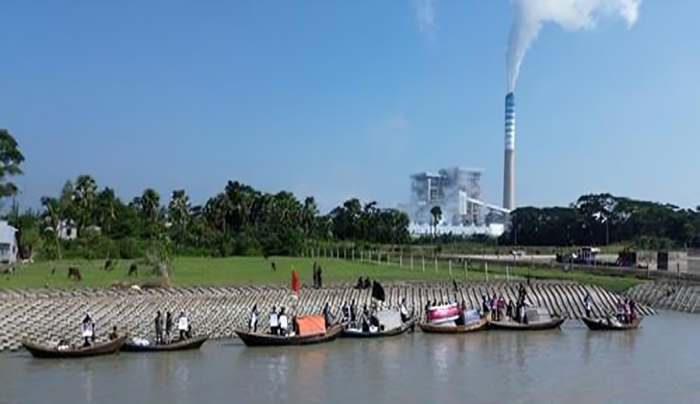 কলাপাড়ায় জীবাশ্ম জ্বালানির ব্যবহার বন্ধের দাবিতে নৌ-র‌্যালি অনুষ্ঠিত