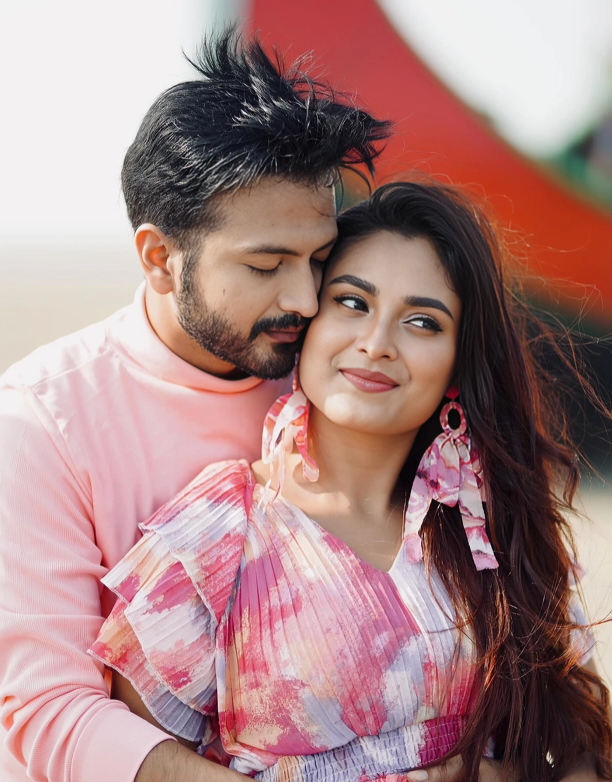বাস্তবেও প্রেমে মজেছেন ইয়াশ ও তটিনী? নেটিজেনদের গুঞ্জন
