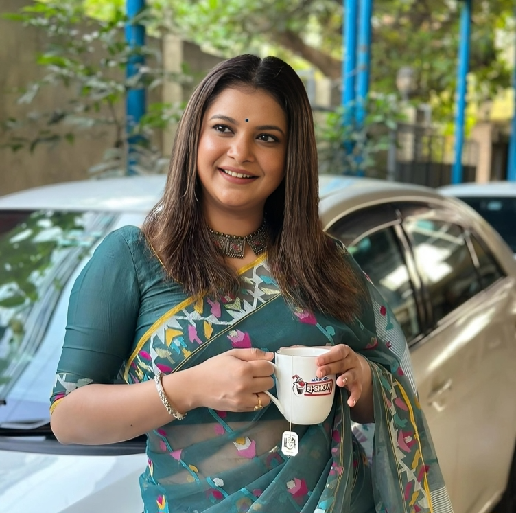 ফেসবুকে ছড়ানো স্ক্রিনশট নিয়ে অবস্থান পরিষ্কার করলেন শবনম ফারিয়া