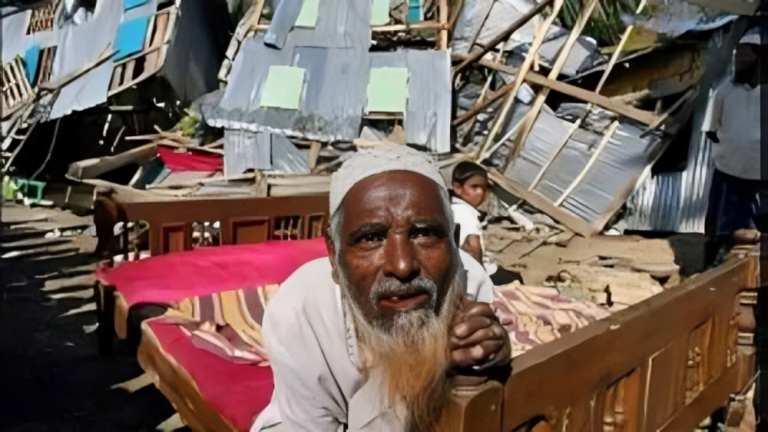 ২০০৭ সালের ঘূর্ণিঝড় সিডরের ভয়াবহ স্মৃতি, পটুয়াখালীতে এখনও আতঙ্কিত মানুষ