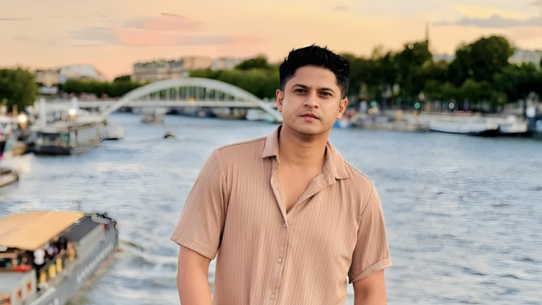 নিলয় আলমগীরের পোস্টে শোরগোল, কুকুর হত্যা নিয়ে তীব্র ক্ষোভ