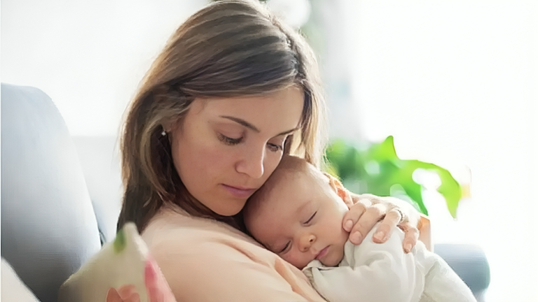 মাতৃত্বে প্রথমবার: শিশুর যত্নে করণীয়