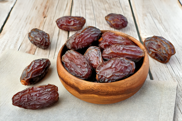 খেজুর: সুস্বাস্থ্য ও রোগ প্রতিরোধের চমৎকার সমাধান