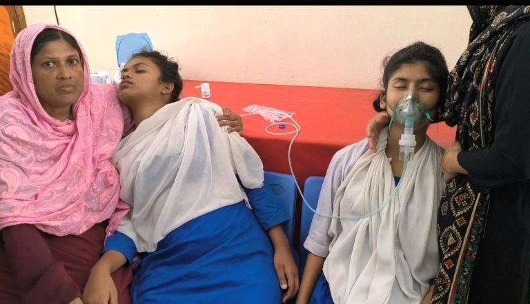 বাউফলে এইচটিভি টিকা গ্রহণের পর তিন শিক্ষার্থী অসুস্থ