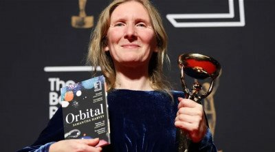 বুকার জিতল বৃটিশ লেখিকা সামান্থা হার্ভের ‘অরবিটাল’