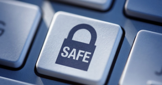 অনলাইনে নিরাপদ থাকার কার্যকর উপায়