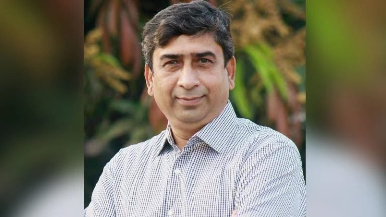 বরগুনায় রাষ্ট্রদ্রোহ মামলায় ইউপি চেয়ারম্যান গ্রেপ্তার