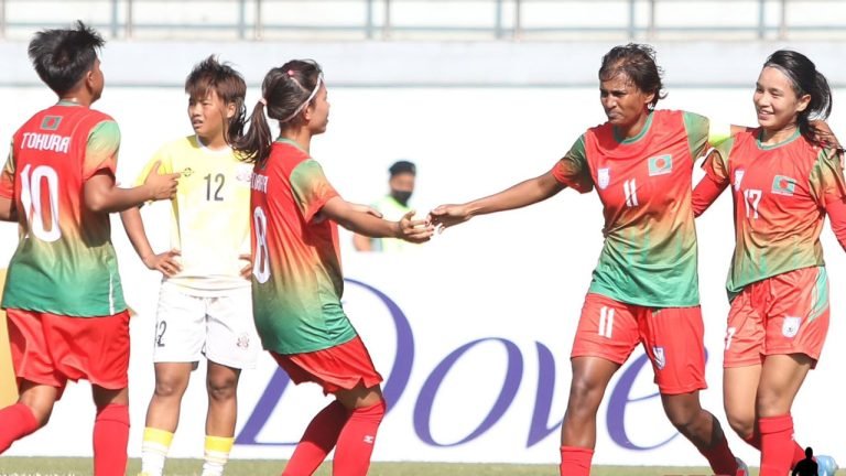 শনিবার সাফ চ্যাম্পিয়নদের সংবর্ধনা দেবেন প্রধান উপদেষ্টা
