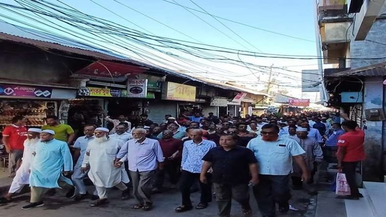 কলাপাড়ায় আওয়ামী ষড়যন্ত্রের বিরুদ্ধে বিএনপির বিক্ষোভ