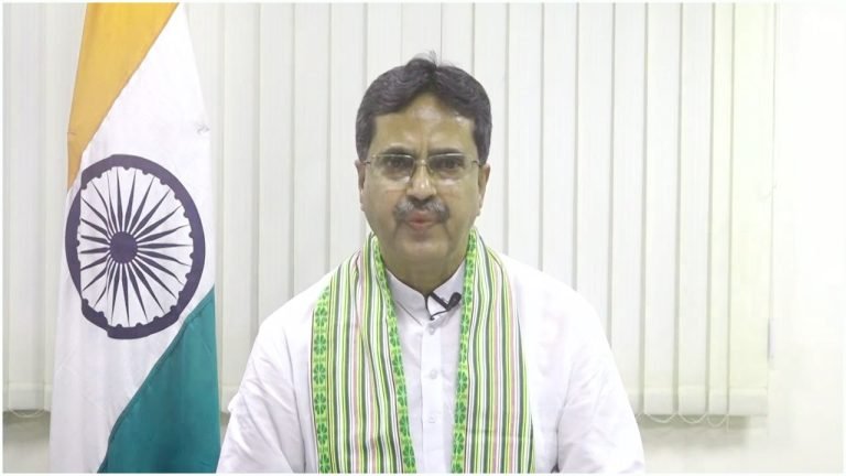 বাংলাদেশের সঙ্গে বাণিজ্য সম্পর্ক ছিন্ন করার কথা ভাবছে ত্রিপুরা