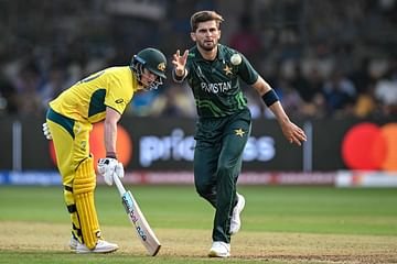 আজ টিভিতে খেলা দেখবেন
