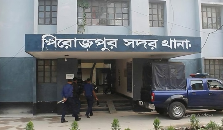 পিরোজপুরে পৃথক বাসচাপায় ২ নারী নিহত, ৪ জন আহত