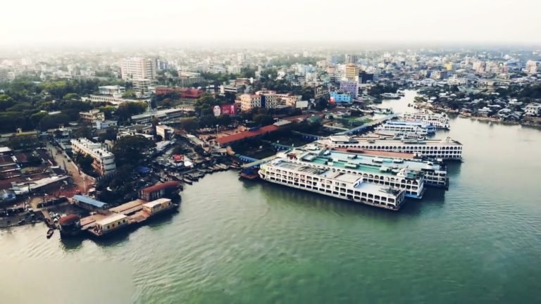 বরিশাল নগরীতে আতঙ্কের নাম ‘চাদর পার্টি’!