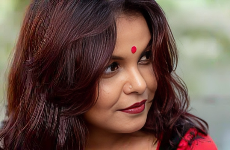 বিজয়ের মাসে প্রতিদিন একটি দেশের গান শেয়ার করবেন মেহের আফরোজ শাওন