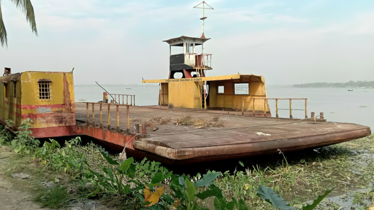 পিরোজপুরে ফেরি বিভাগের সম্পদ চুরির কবলে
