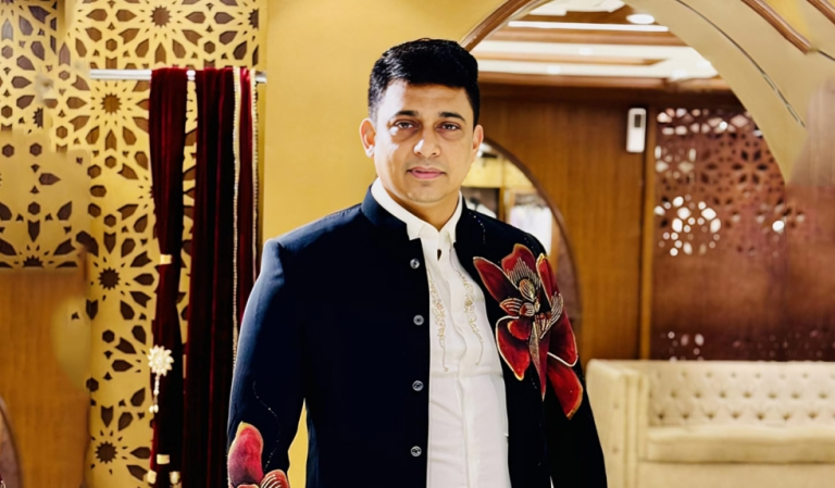 নিউ ইয়র্কে জায়েদ খানের নতুন যাত্রা
