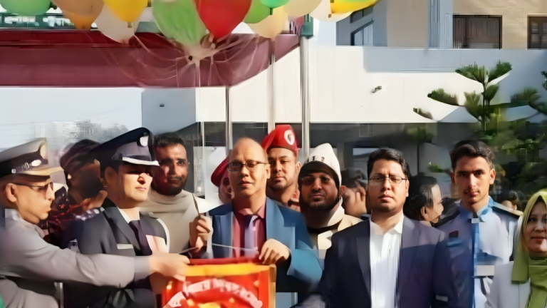 পটুয়াখালীতে উৎসবমুখর পরিবেশে বিজয় দিবস উদযাপন