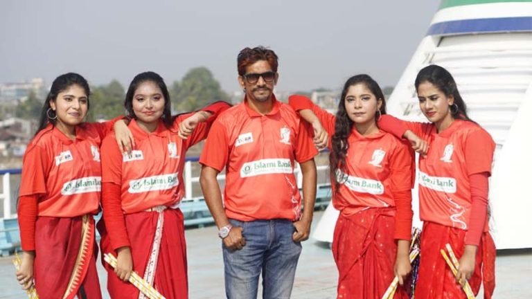 থিম সং প্রকাশের আগেই সাড়া ফেলল ফরচুন বরিশাল